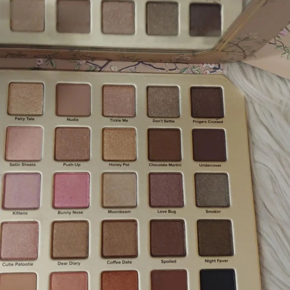❤️FIRM! TOO FACED NATURAL LOVE EYESHADOW PALETTE (LIMITED EDITION)